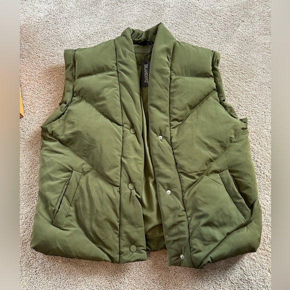 Blank NYC Green Puffer Vest Size Small - Picture 2 of 5